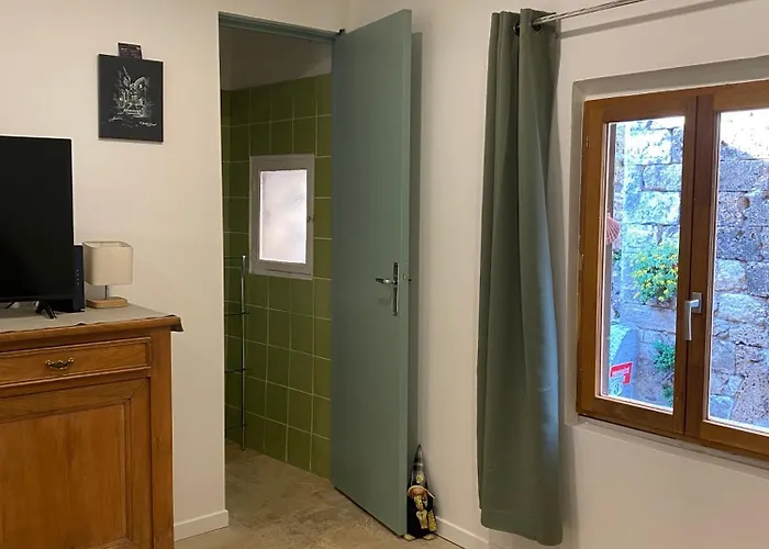 Le De La Source Lejlighed